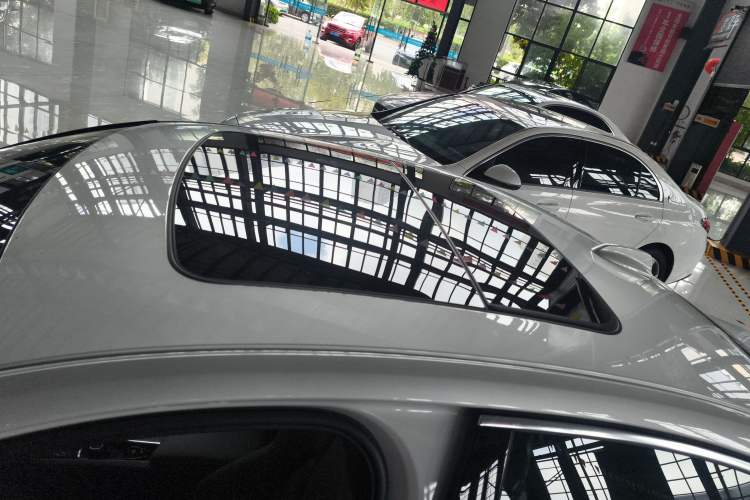 Used Volvo S60 2025 B4 Zhiyuan Luxury Edition Roof