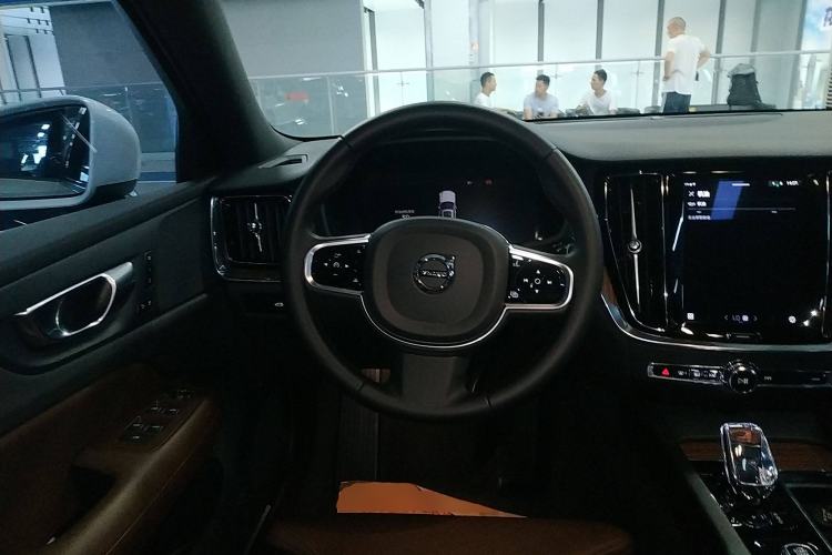 Used Volvo S60 2025 B4 Zhiyuan Luxury Edition Steering Wheel