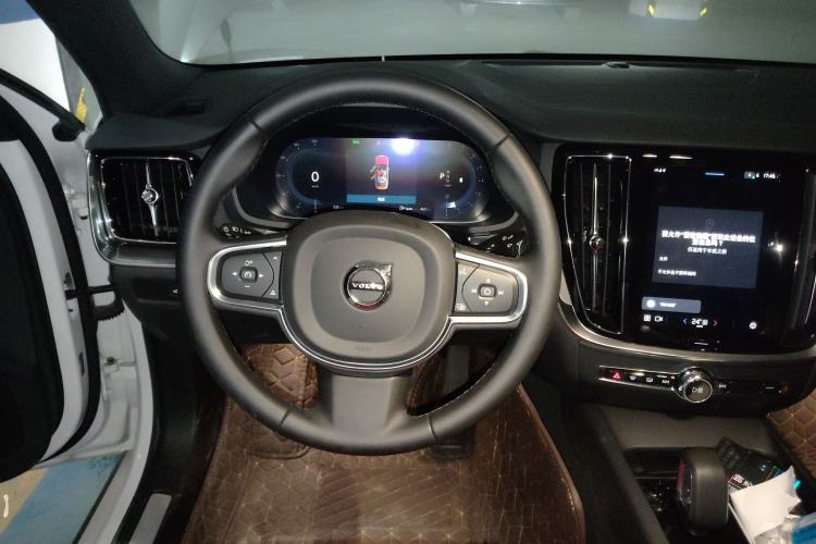 Used Volvo S60 2025 B4 Zhiyi Luxury Edition Steering Wheel