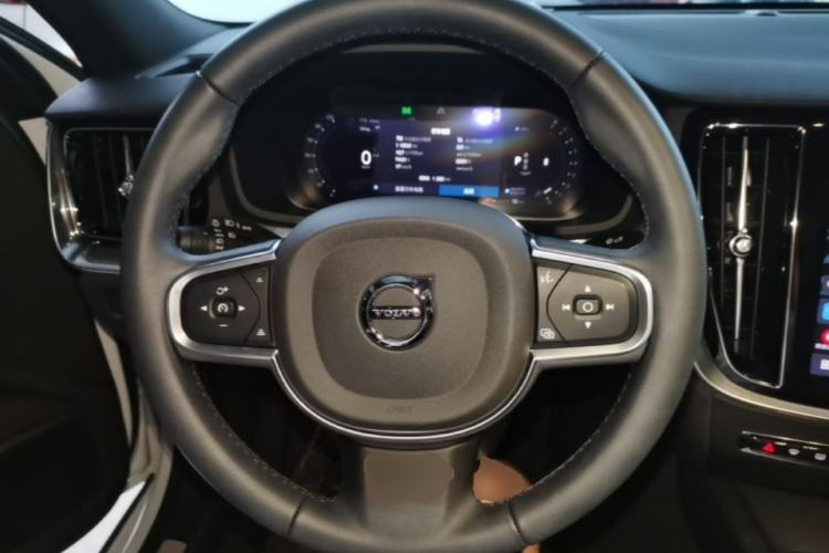 Used Volvo S60 2025 B4 Zhiyi Luxury Edition Steering Wheel