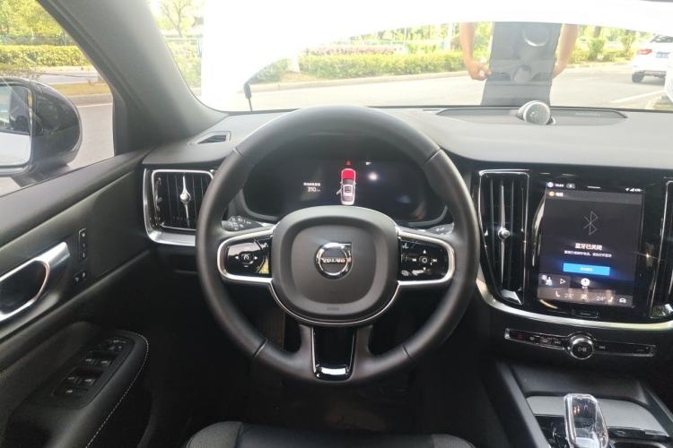 Used Volvo S60 2025 B4 Zhiyuan Sport Edition Steering Wheel