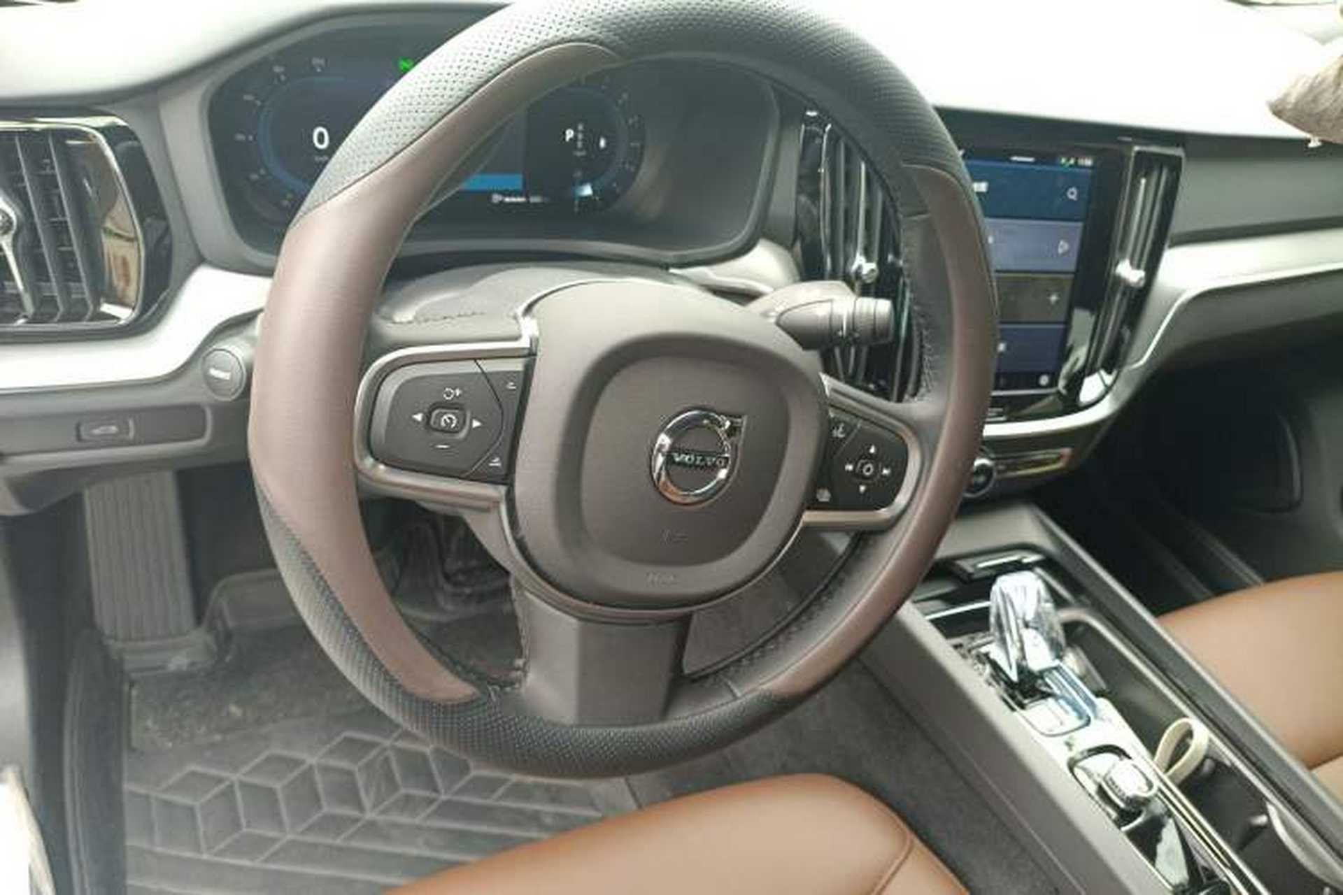 Used Volvo S60 2025 B4 Zhiyi Luxury Edition Steering Wheel