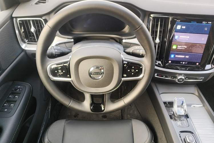 Used Volvo S60 2025 B4 Zhiyuan Sport Edition Steering Wheel