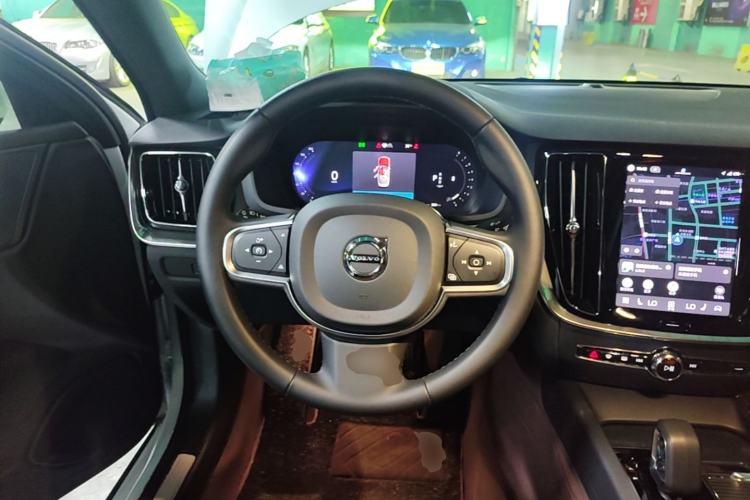 Used Volvo S60 2025 B4 Zhiyi Luxury Edition Steering Wheel