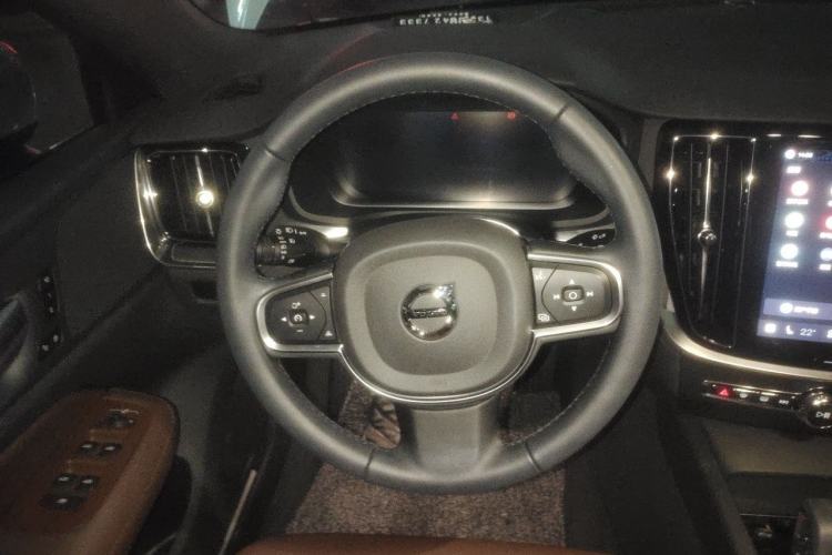 Used Volvo S60 2025 B4 Zhiyi Luxury Edition Steering Wheel
