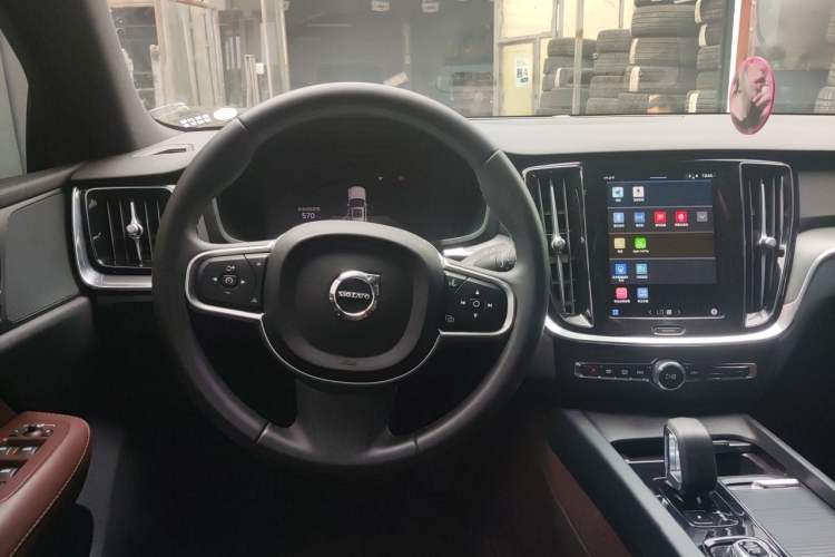 Used Volvo S60 2025 B4 Zhiyi Luxury Edition Steering Wheel