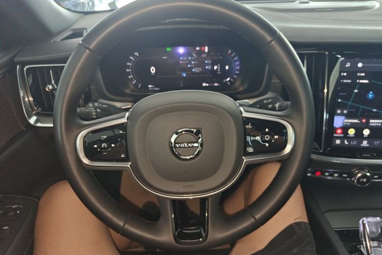 Used Volvo S60 2025 B5 Zhiya Sport Edition Steering Wheel