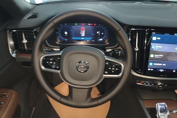 Used Volvo S60 2025 B4 Zhiyuan Luxury Edition Steering Wheel