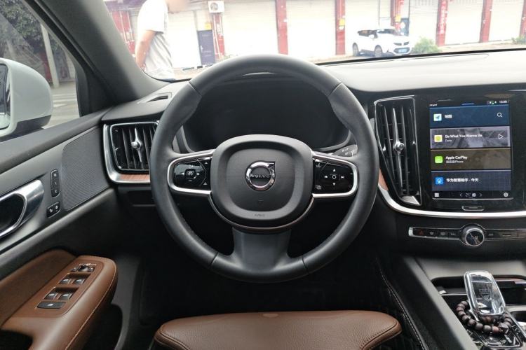 Used Volvo S60 2025 B4 Zhiyuan Luxury Edition Steering Wheel