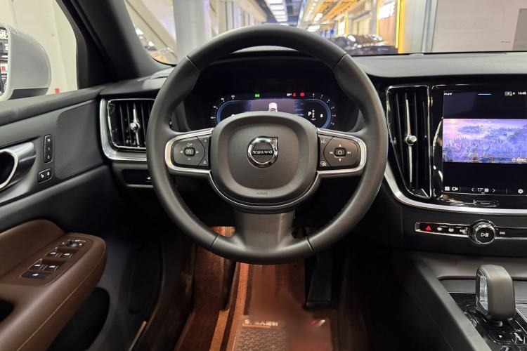 Used Volvo S60 2025 B4 Zhiyi Luxury Edition Steering Wheel