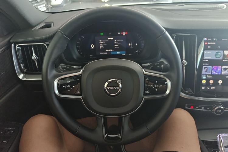 Used Volvo S60 2025 B5 Zhiya Sport Edition Steering Wheel