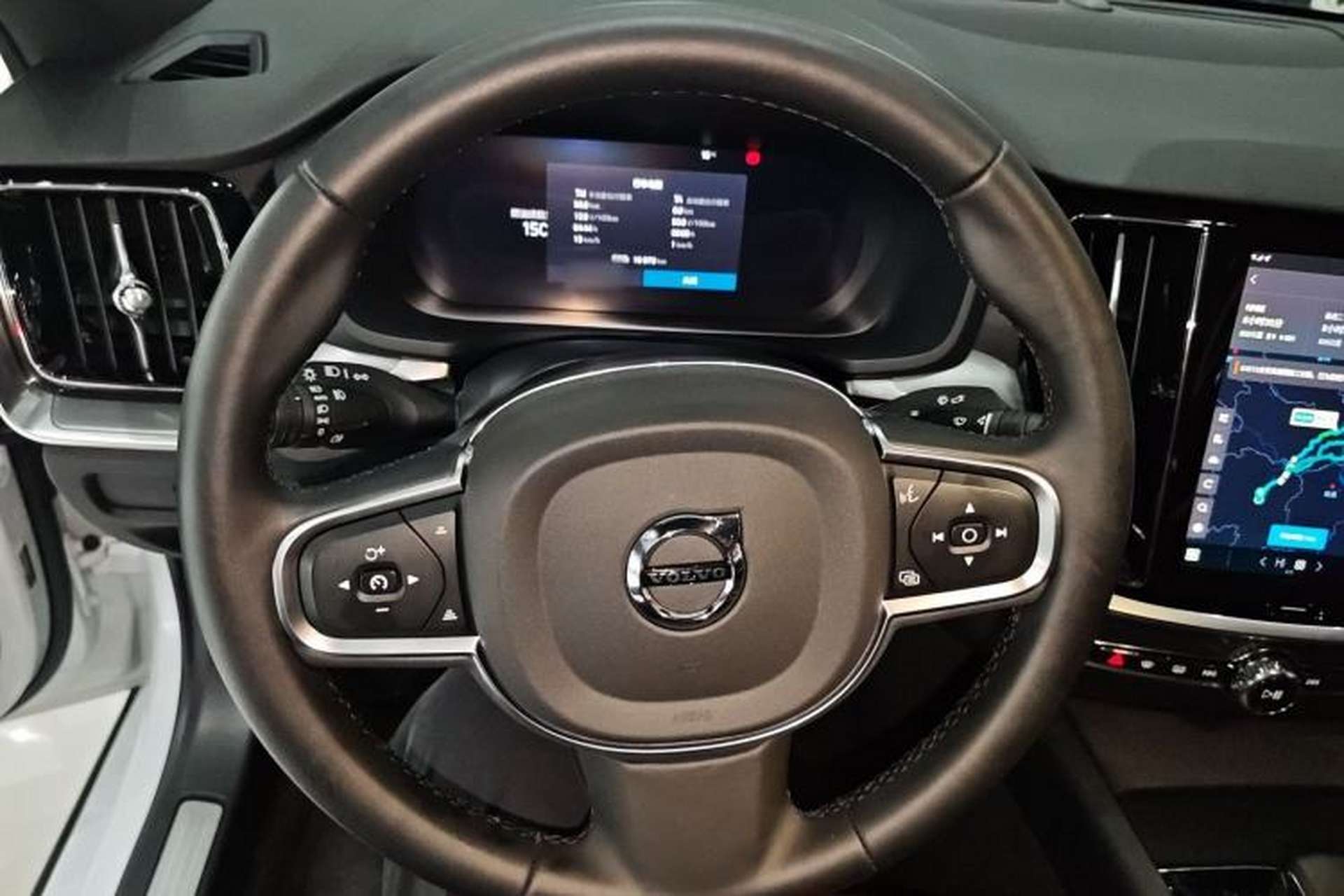Used Volvo S60 2025 B4 Zhiyi Luxury Edition Steering Wheel