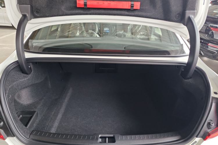 Used Volvo S60 2025 B4 Zhiyuan Luxury Edition Trunk