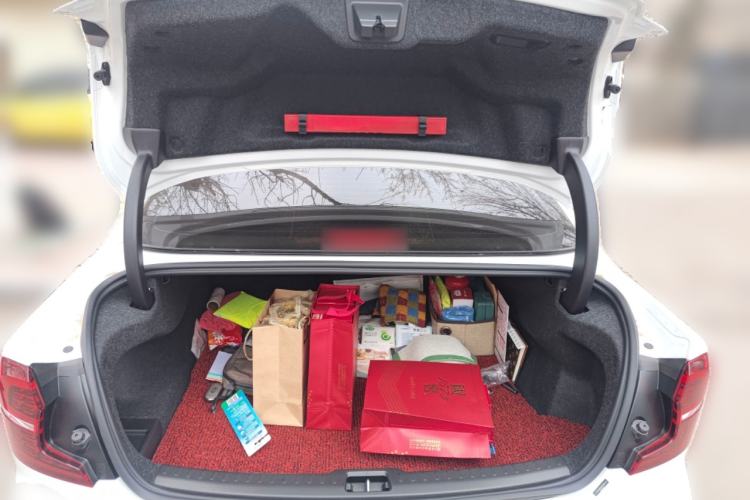 Used Volvo S60 2025 B4 Zhiyi Luxury Edition Trunk