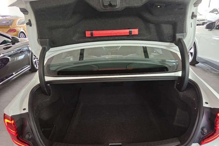 Used Volvo S60 2025 B5 Zhiya Sport Edition Trunk