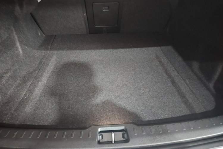 Used Volvo S60 2025 B4 Zhiyi Luxury Edition Trunk