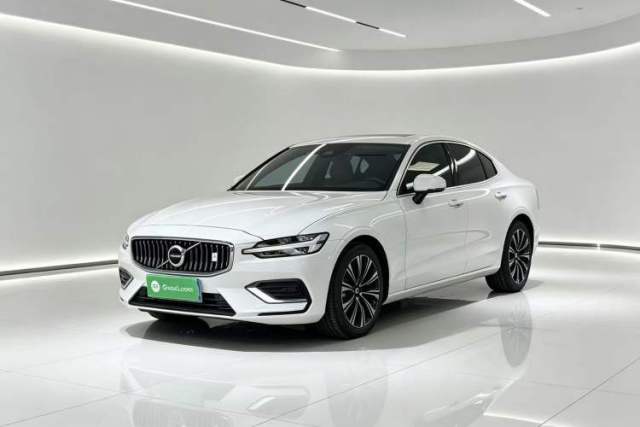 Used Volvo S60 2025 B4 Zhiyuan Luxury Edition
