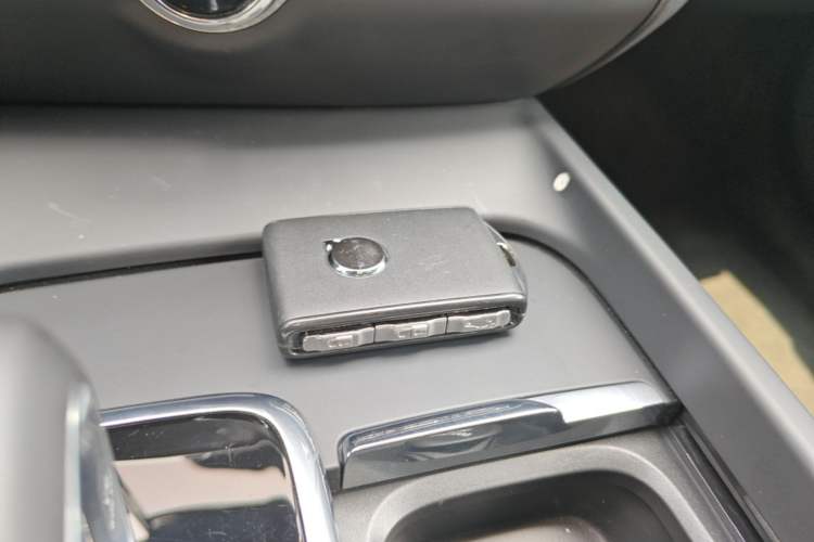 Used Volvo S60 2025 B4 Zhiyi Luxury Edition Vehicle Key