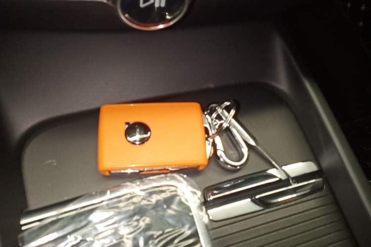 Used Volvo S60 2025 B4 Zhiyi Luxury Edition Vehicle Key