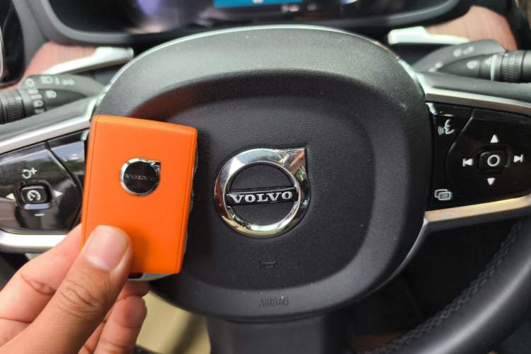Used Volvo S60 2025 B4 Zhiyuan Luxury Edition Vehicle Key