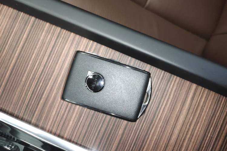 Used Volvo S60 2025 B4 Zhiyuan Luxury Edition Vehicle Key