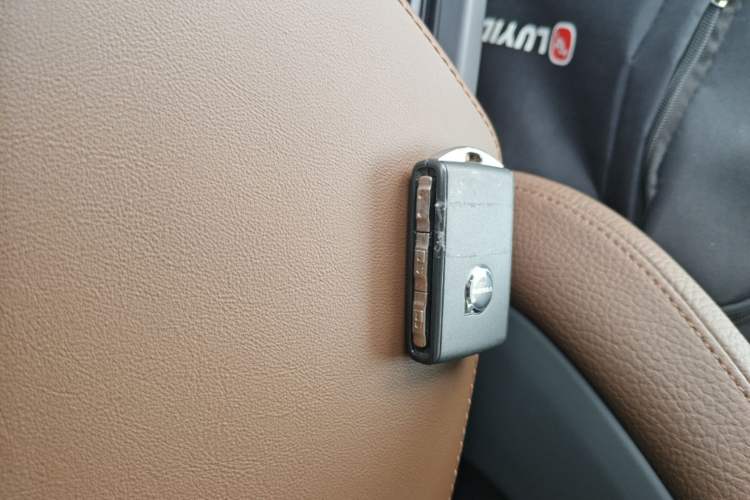 Used Volvo S60 2025 B4 Zhiyi Luxury Edition Vehicle Key