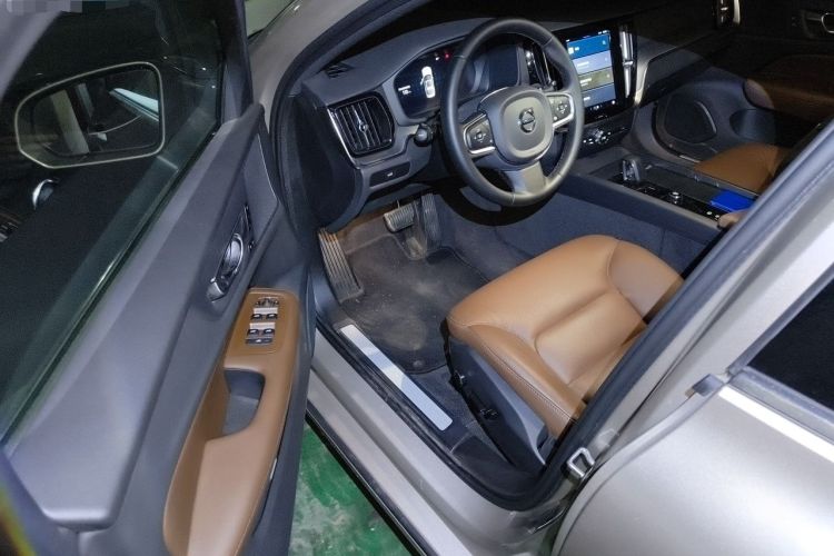 Used Volvo S60 2025 B4 Zhiyi Luxury Edition Driver Seat