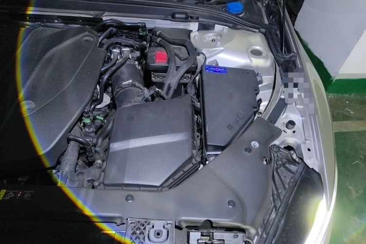 Used Volvo S60 2025 B4 Zhiyi Luxury Edition Engine Bay Left