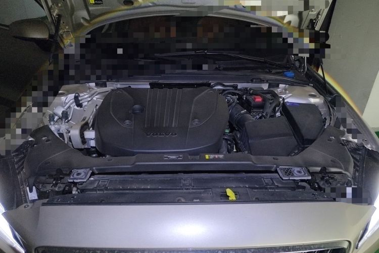 Used Volvo S60 2025 B4 Zhiyi Luxury Edition Engine Bay