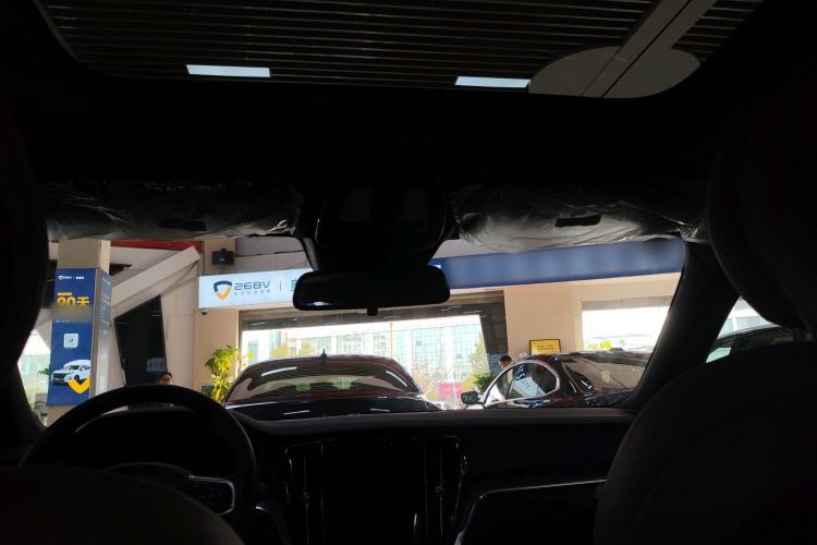 Used Volvo S60 2025 B4 Zhiyi Luxury Edition Headliner