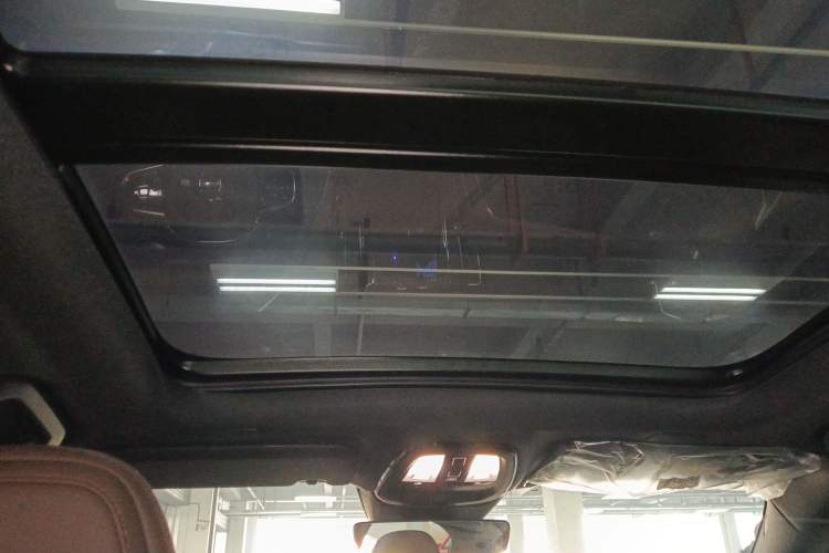 Used Volvo S60 2025 B4 Zhiyuan Luxury Edition Headliner