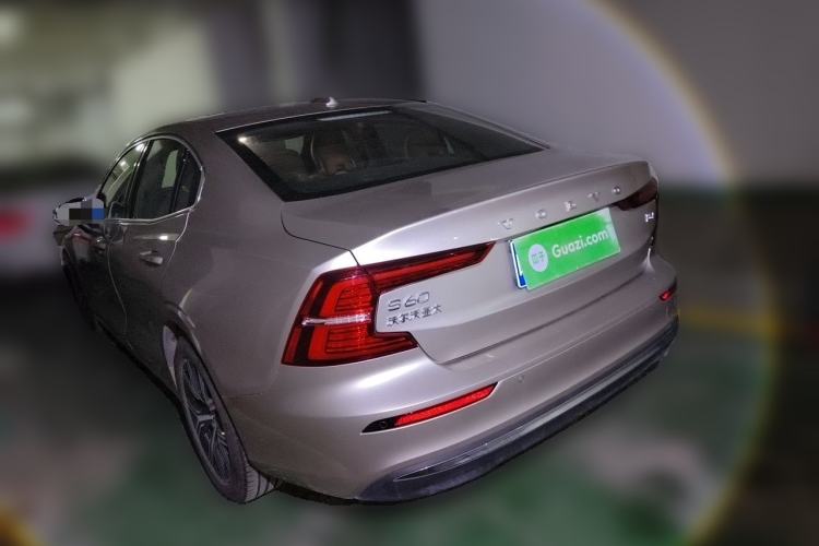 Used Volvo S60 2025 B4 Zhiyi Luxury Edition Rear Left 45 Deg