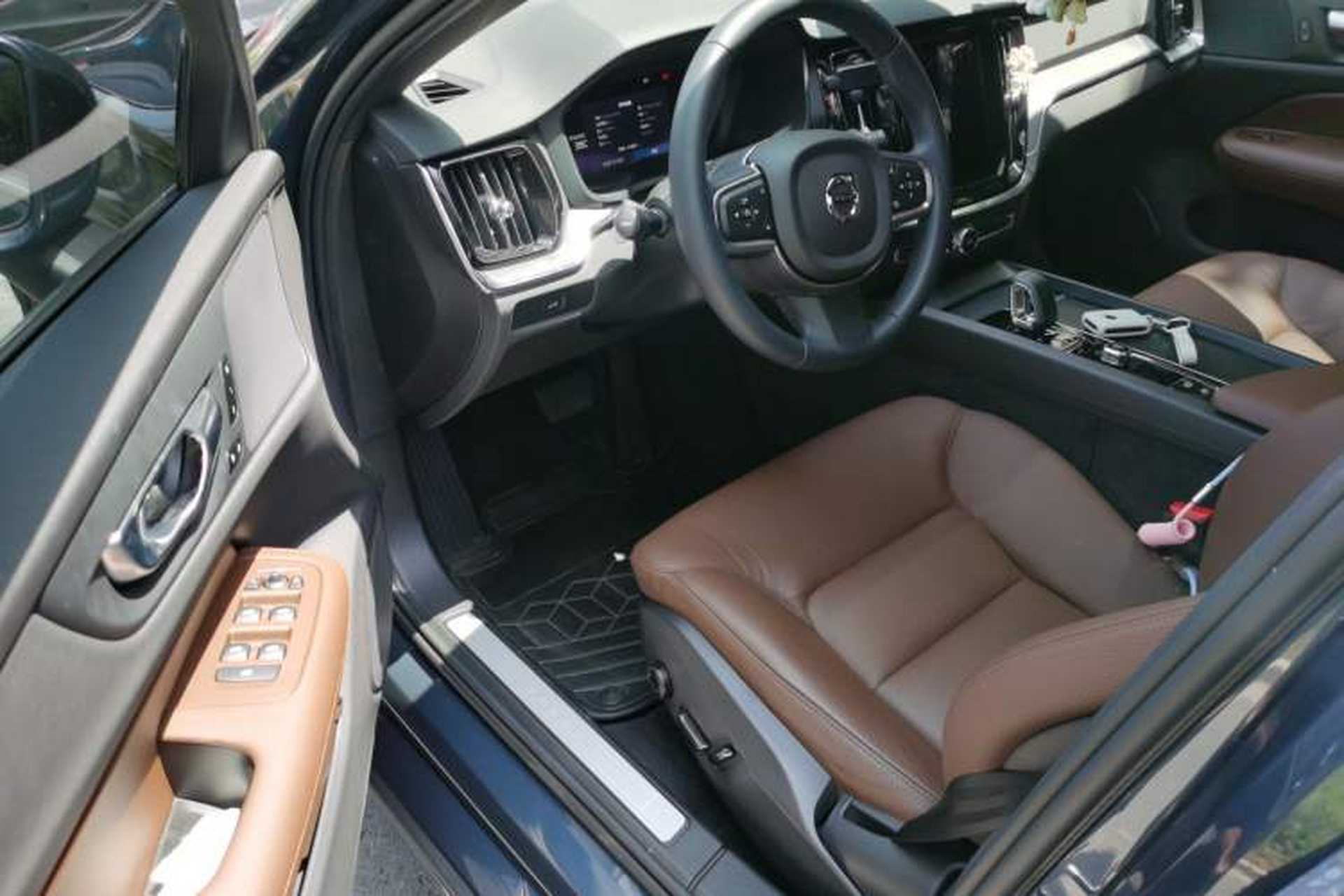 Used Volvo S60 2026 Model B4 Zhiyi Luxury Edition Driver Seat