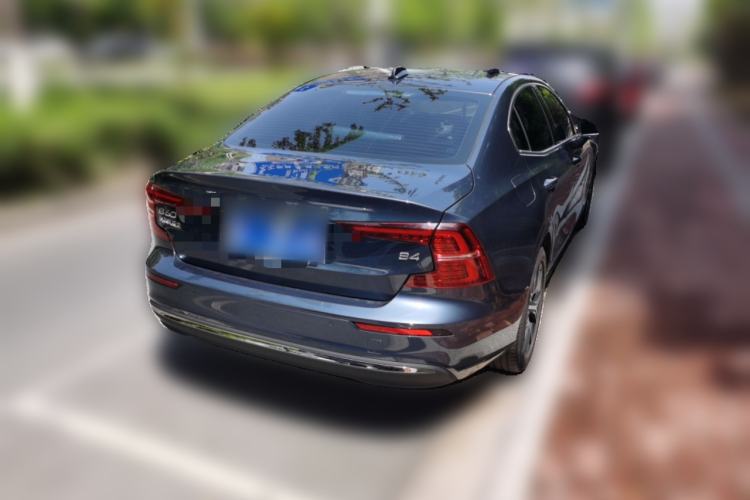 Used Volvo S60 2026 Model B4 Zhiyi Luxury Edition Rear Right 45 Deg