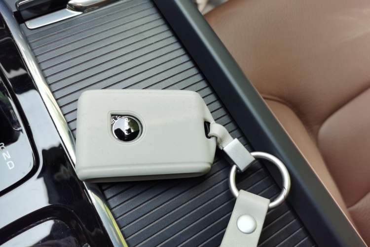 Used Volvo S60 2026 Model B4 Zhiyi Luxury Edition Vehicle Key