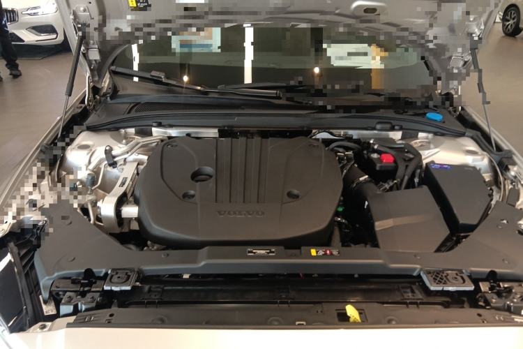 Used Volvo S60 2026 Model B4 Zhiyi Luxury Edition Engine Bay