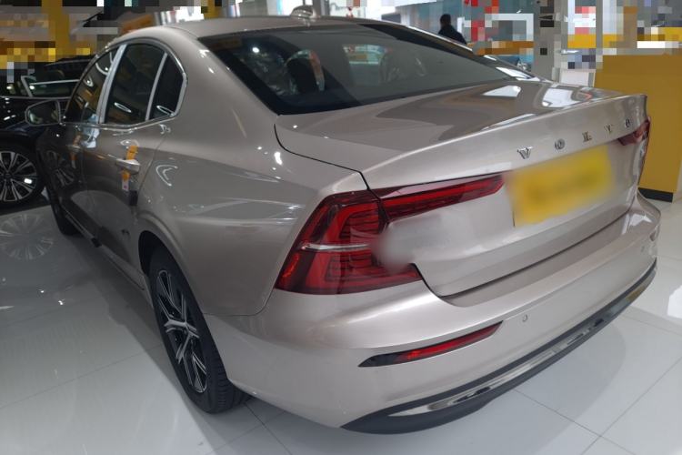 Used Volvo S60 2026 Model B4 Zhiyi Luxury Edition Rear Left 45 Deg