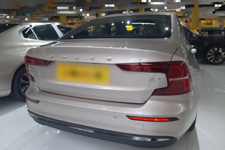 Used Volvo S60 2026 Model B4 Zhiyi Luxury Edition Rear
