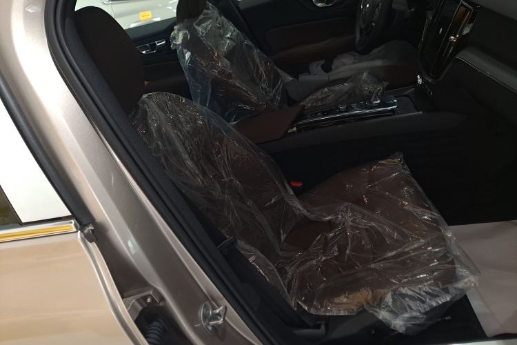Used Volvo S60 2026 Model B4 Zhiyi Luxury Edition Right Front Seat