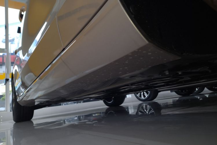 Used Volvo S60 2026 Model B4 Zhiyi Luxury Edition Right Side Sill
