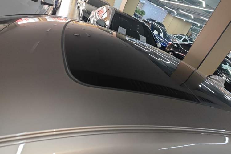 Used Volvo S60 2026 Model B4 Zhiyi Luxury Edition Roof