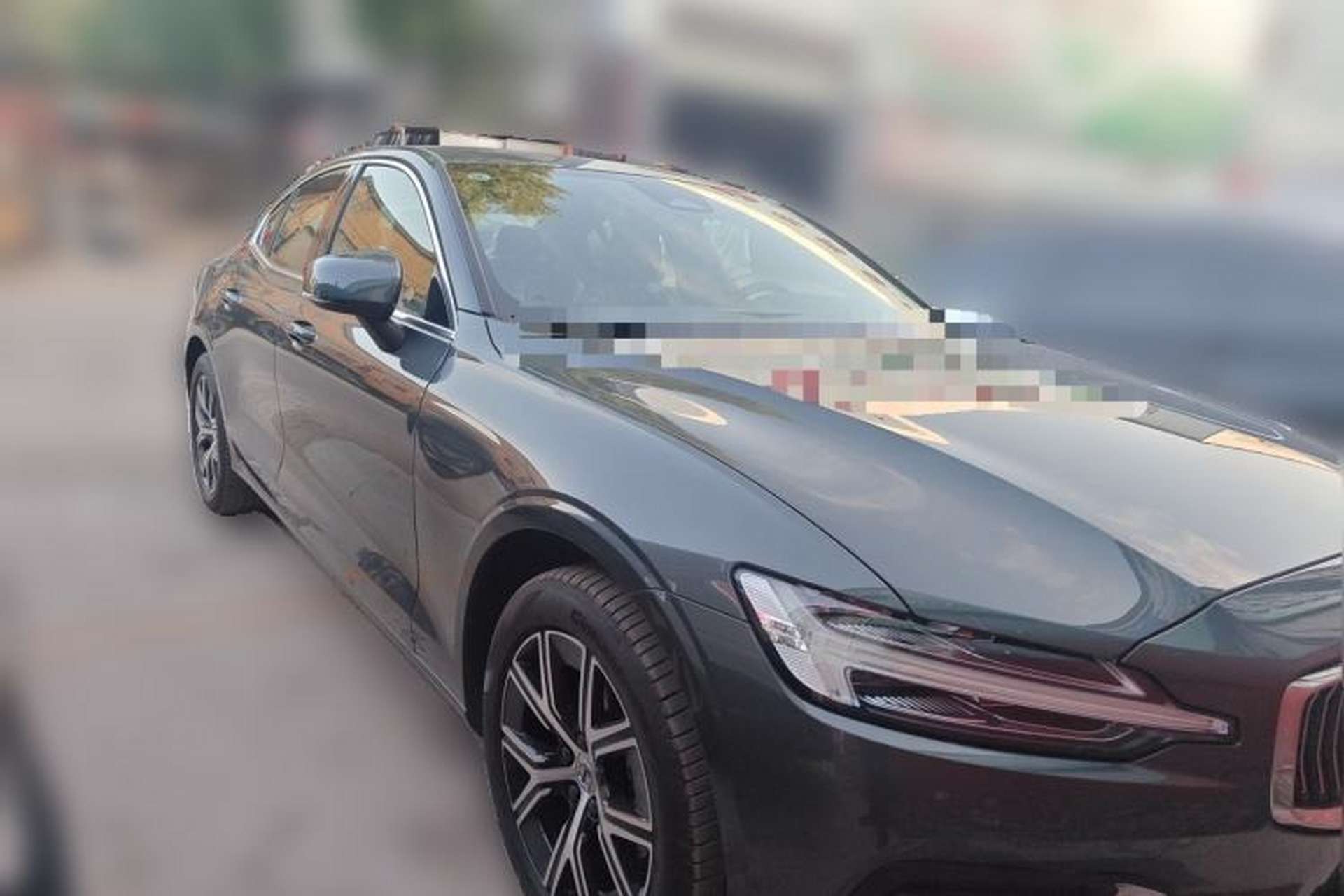 Used Volvo S60 2026 Model B4 Zhiyi Luxury Edition Front Right 45 Deg