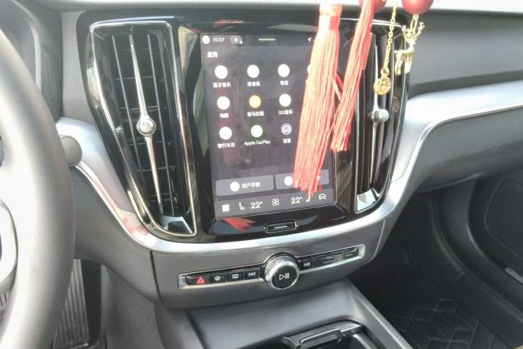 Used Volvo S60 2026 Model B4 Zhiyi Luxury Edition Audio And AC Panel