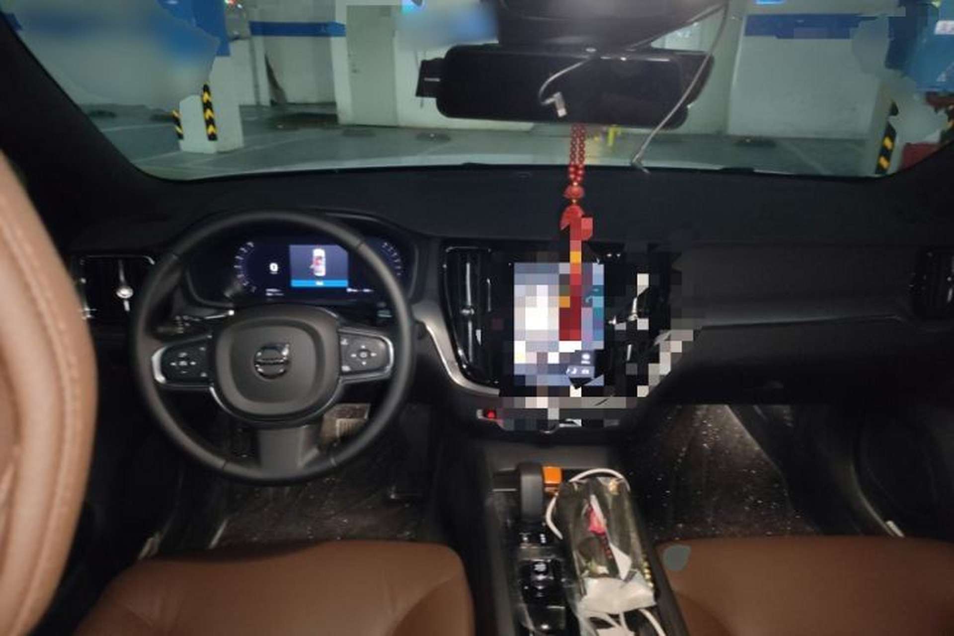 Used Volvo S60 2026 Model B4 Zhiyi Luxury Edition Center Console