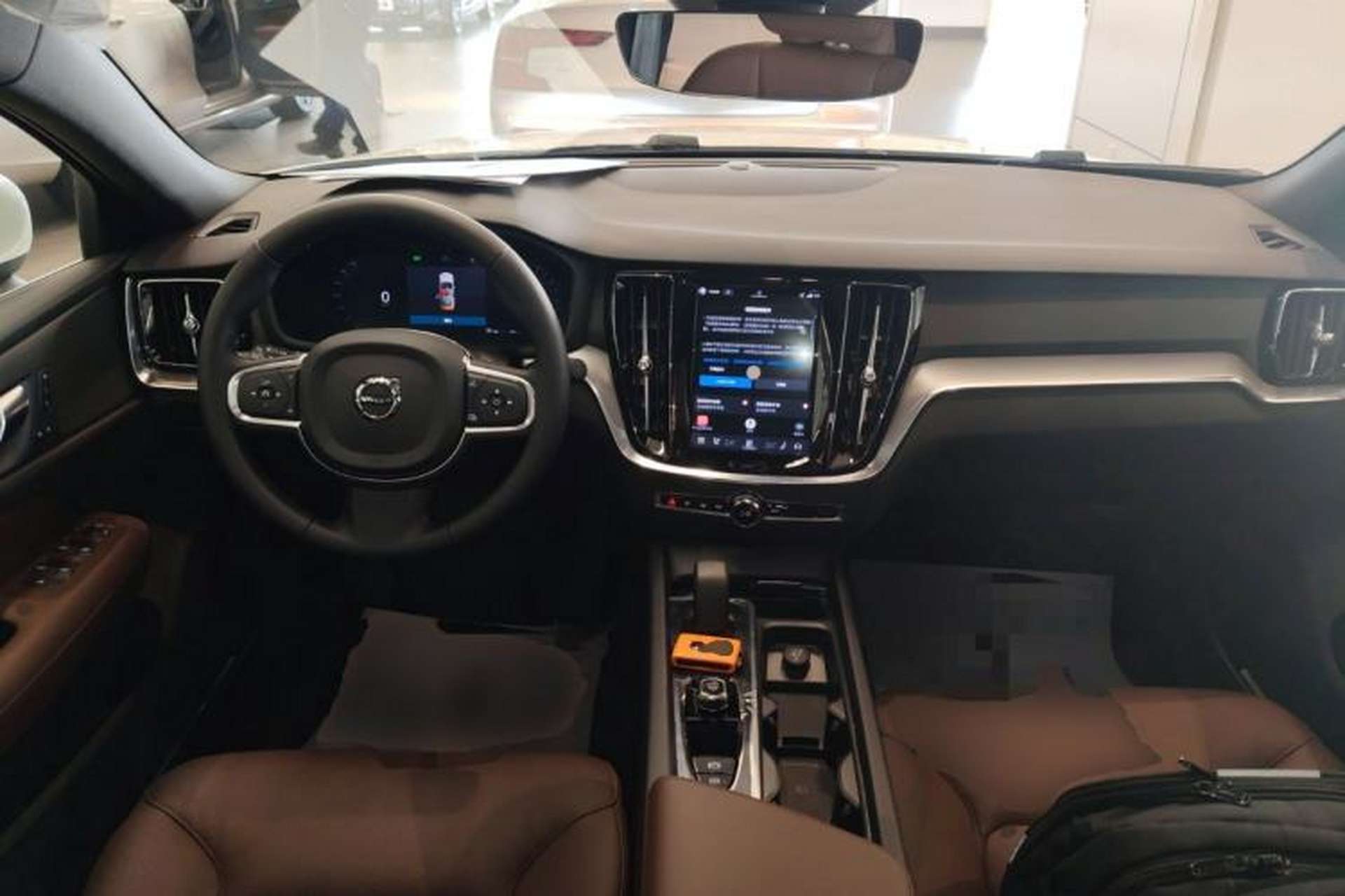 Used Volvo S60 2026 Model B4 Zhiyi Luxury Edition Center Console