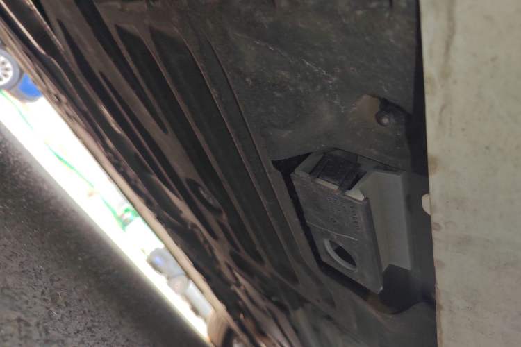 Used Volvo S60 2026 Model B4 Zhiyi Luxury Edition Chassis Rear Right