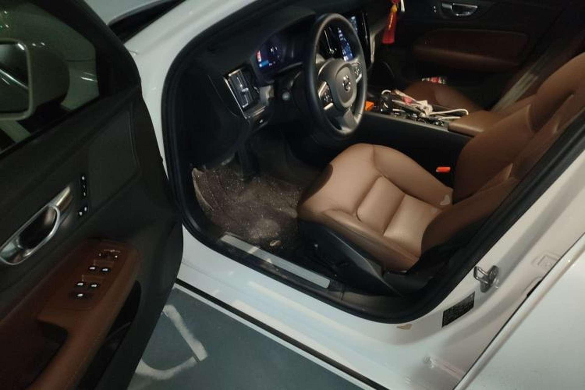 Used Volvo S60 2026 Model B4 Zhiyi Luxury Edition Driver Seat