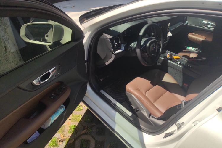 Used Volvo S60 2026 Model B4 Zhiyi Luxury Edition Driver Seat