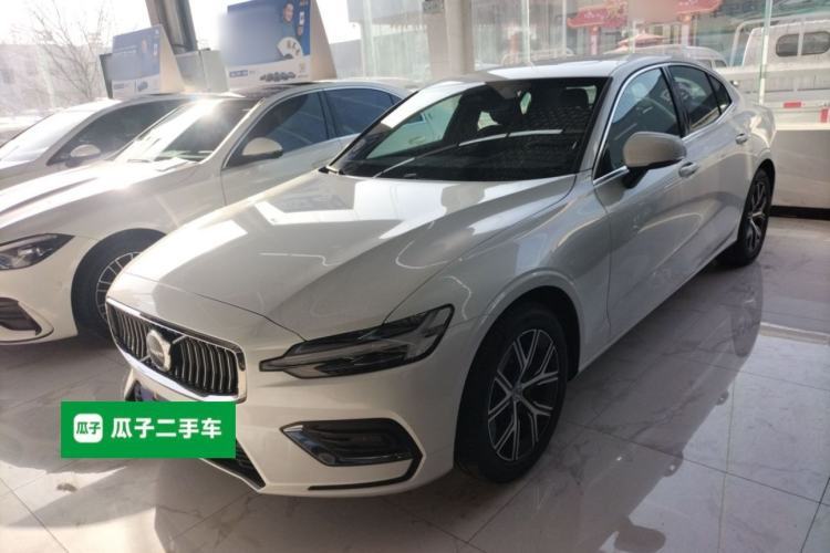 Used Volvo S60 2026 Model B4 Zhiyi Luxury Edition Guazi used car, China used car export, Used car for sale, Used  cars, Cheapest cars for sale