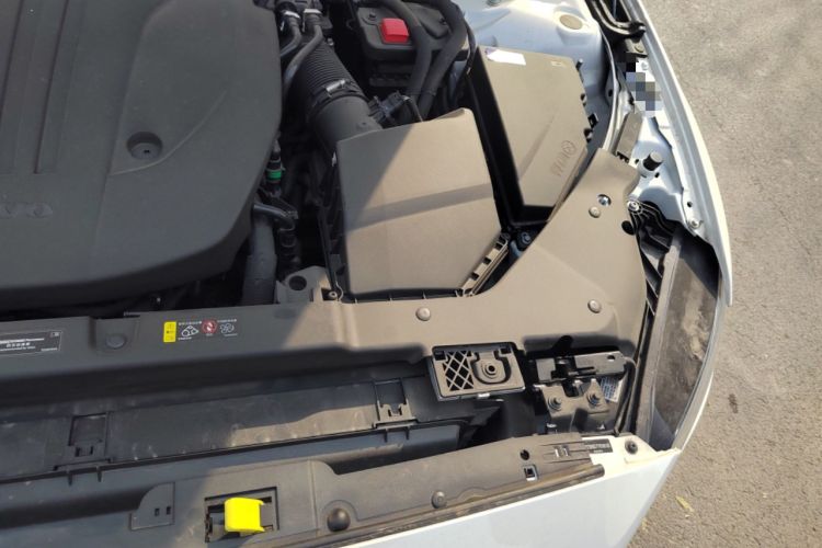 Used Volvo S60 2026 Model B4 Zhiyi Luxury Edition Engine Bay Left
